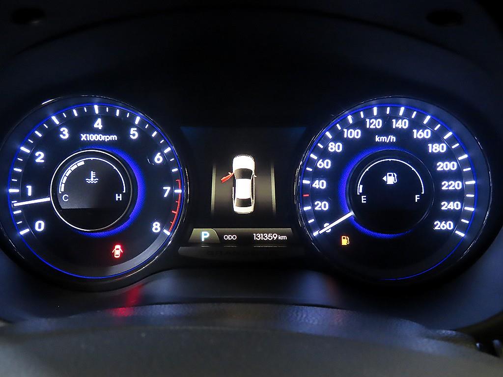 HYUNDAI Grandeur - Vista 9