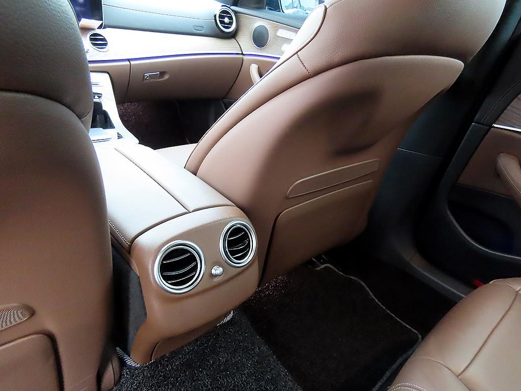 Mercedes Benz E class 2022 Negro - Importación desde Corea - HF Imports Iquique - Foto 15