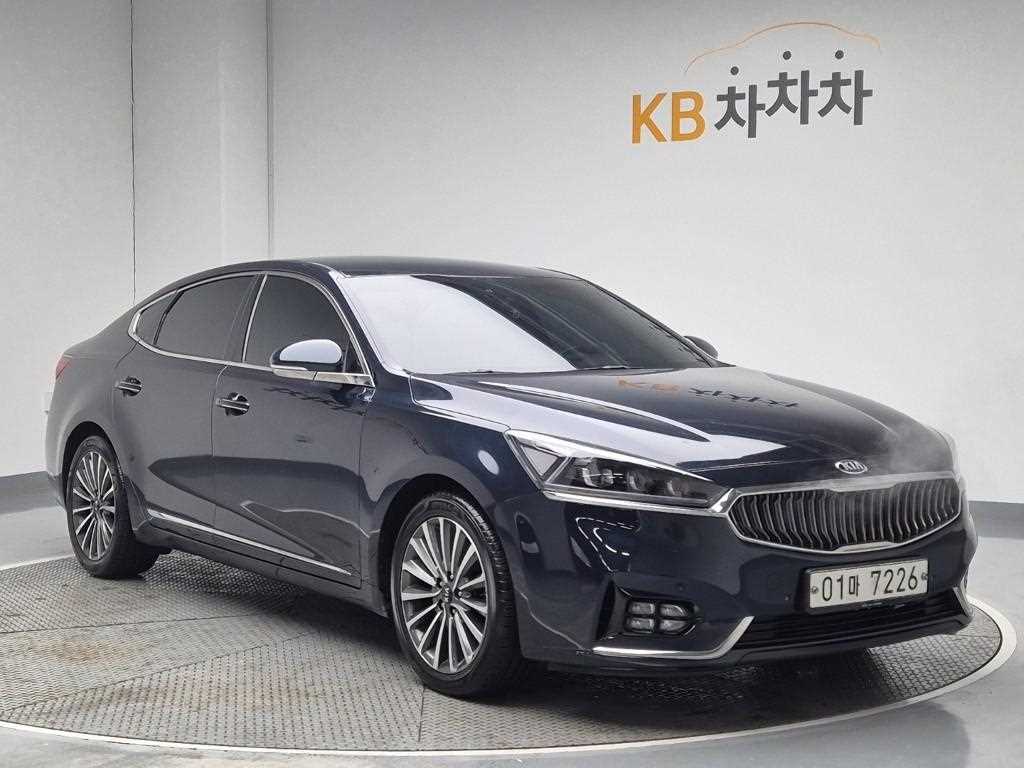 KIA K7 - Vista 4