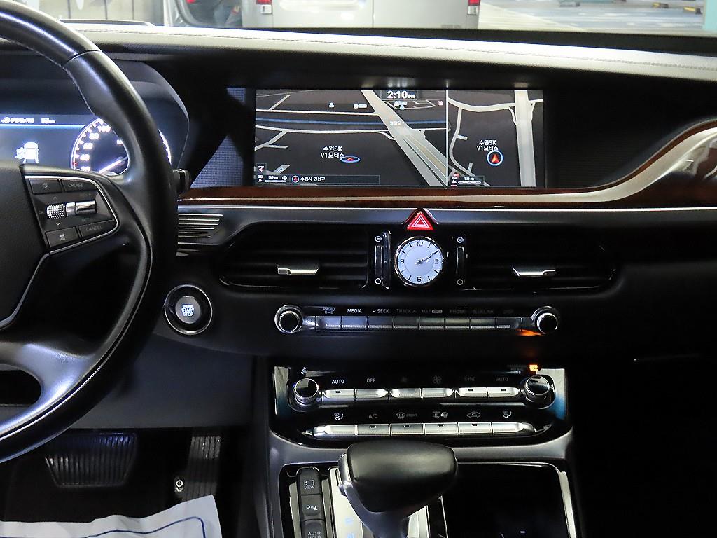 Genesis EQ900 - Vista 11