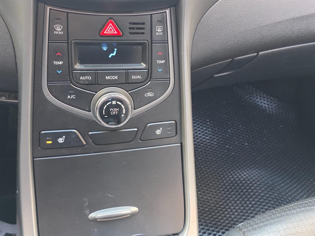 HYUNDAI Avante 2014 Negro - Importación desde Corea - HF Imports Iquique - Foto 16