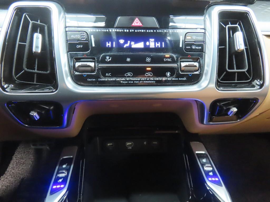 KIA Sorento - Vista 11