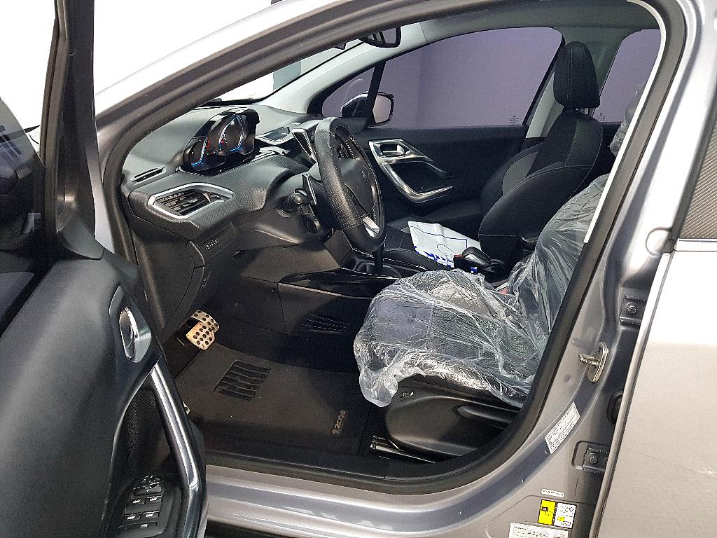 Peugeot 2008 - Vista 8