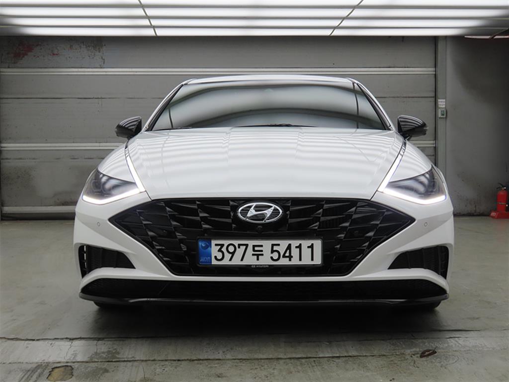 HYUNDAI Sonata - Vista 2