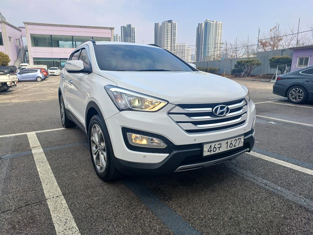 HYUNDAI Santa Fe - Vista 3
