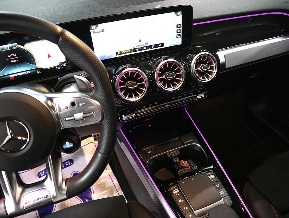 Mercedes Benz GLB Class - Vista 11