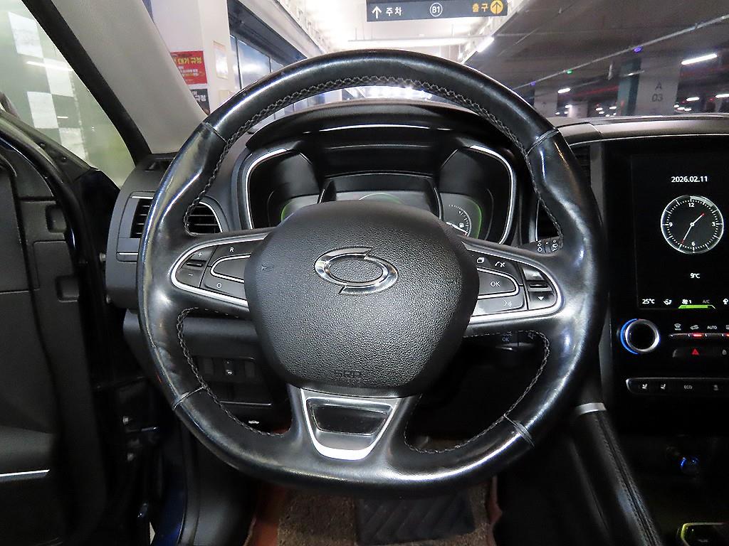 SAMSUNG QM6 - Vista 8