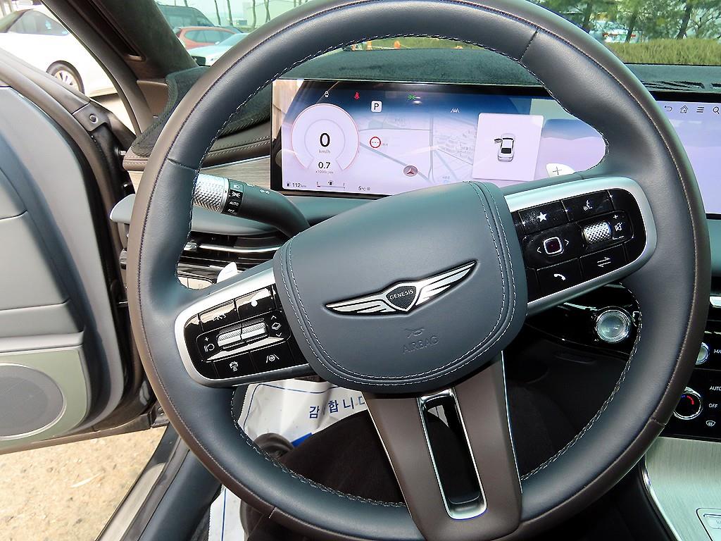 Genesis G80 - Vista 8