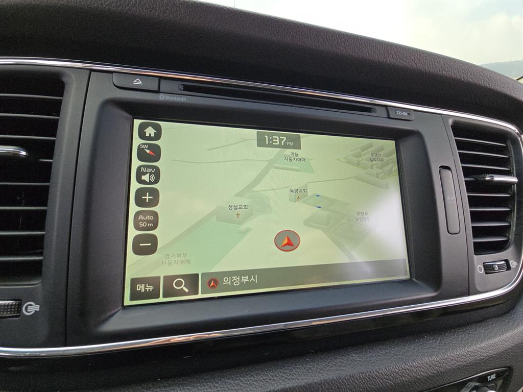 KIA Carnival - Vista 10