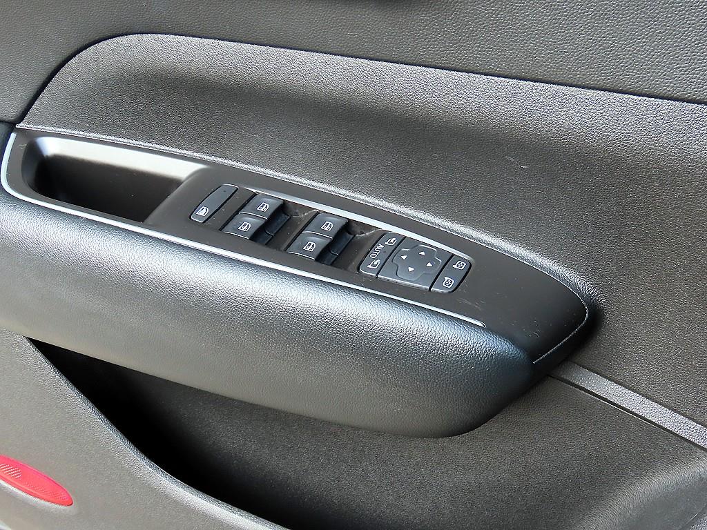 SAMSUNG QM6 - Vista 11