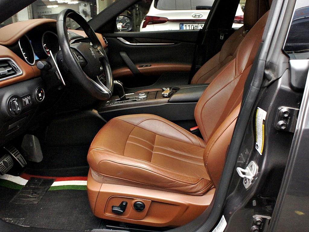 Maserati Ghibli - Vista 9