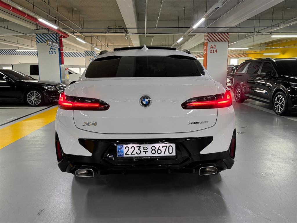 BMW X4 - Vista 6