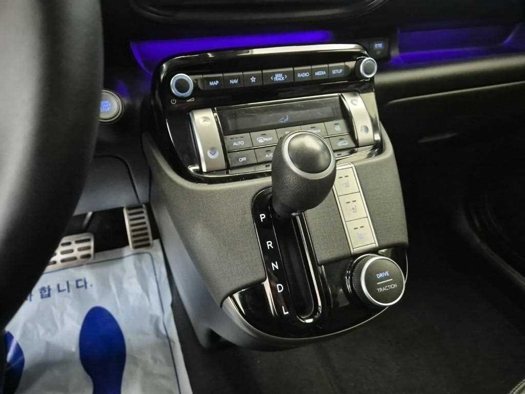 HYUNDAI Casper - Vista 8