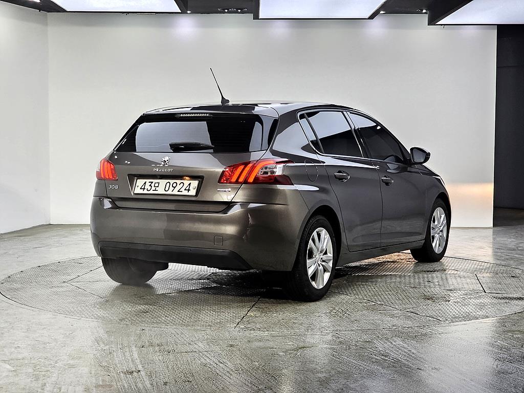 Peugeot 308 - Vista 4