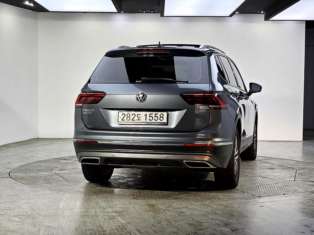 Volkswagen Tiguan - Vista 3