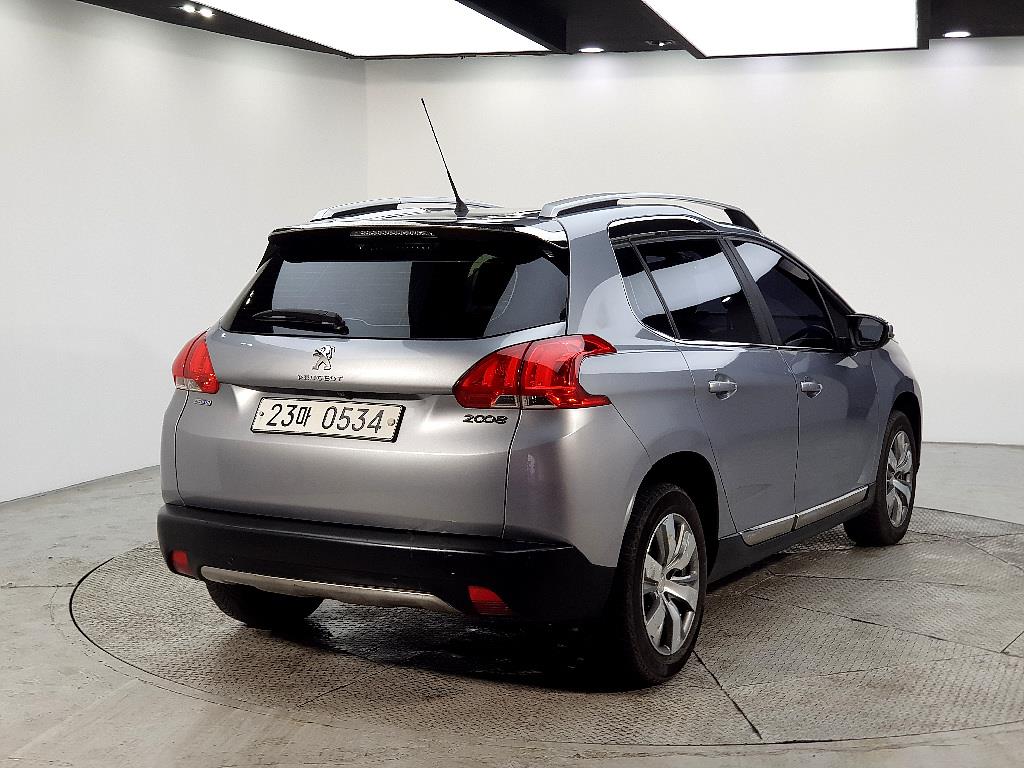 Peugeot 2008 - Vista 4