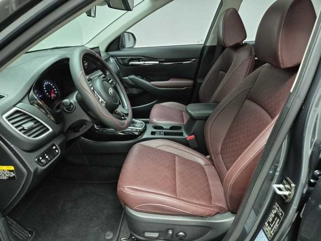 KIA Seltos - Vista 11