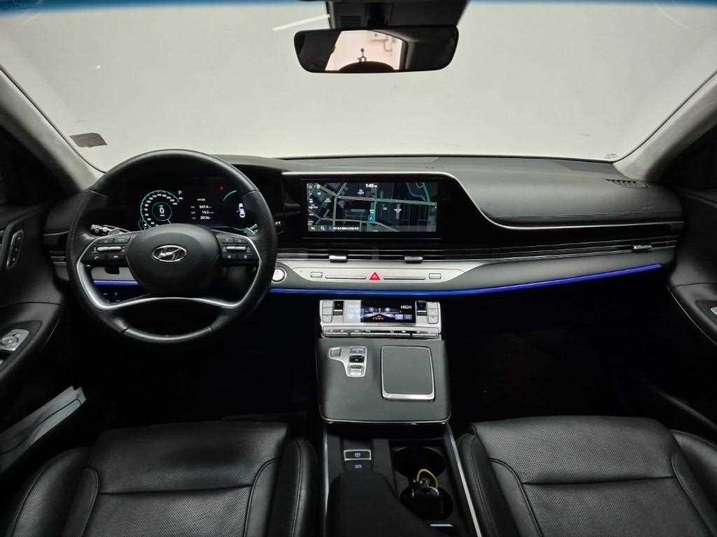 HYUNDAI Grandeur - Vista 7