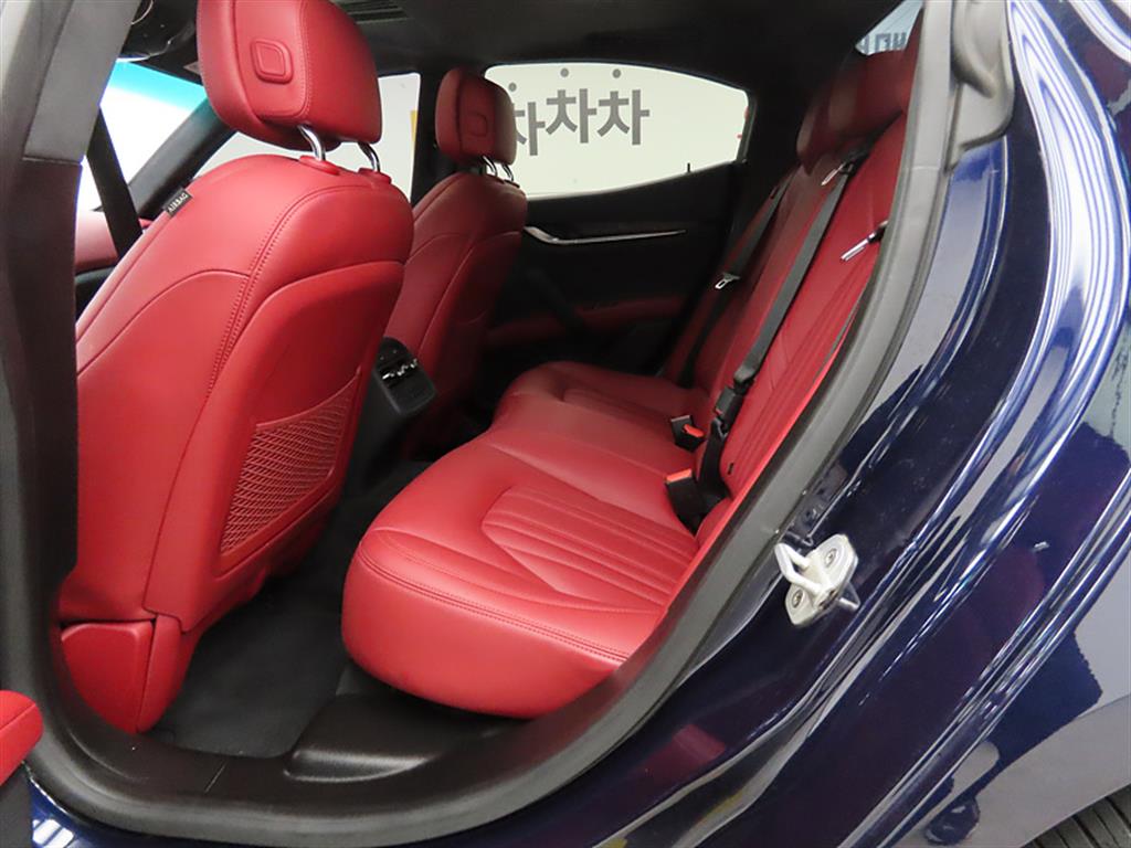 Maserati Ghibli - Vista 6