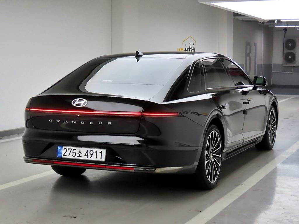 HYUNDAI Grandeur - Vista 4