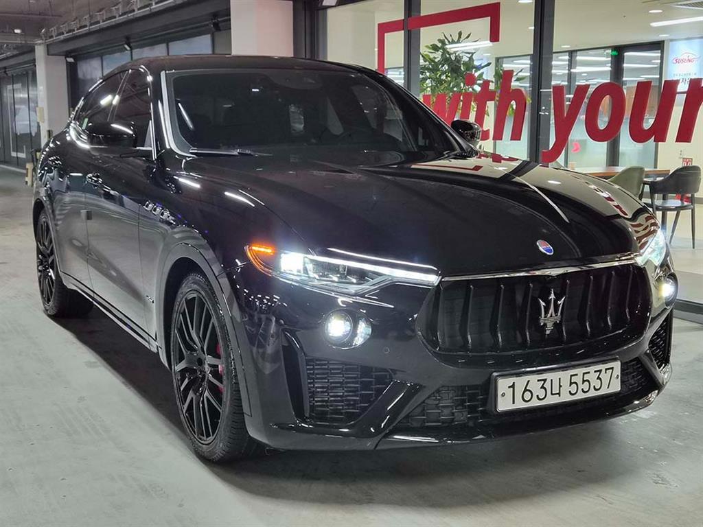 Maserati Levante 2020 Negro - Importación desde Corea - HF Imports Iquique - Foto 1
