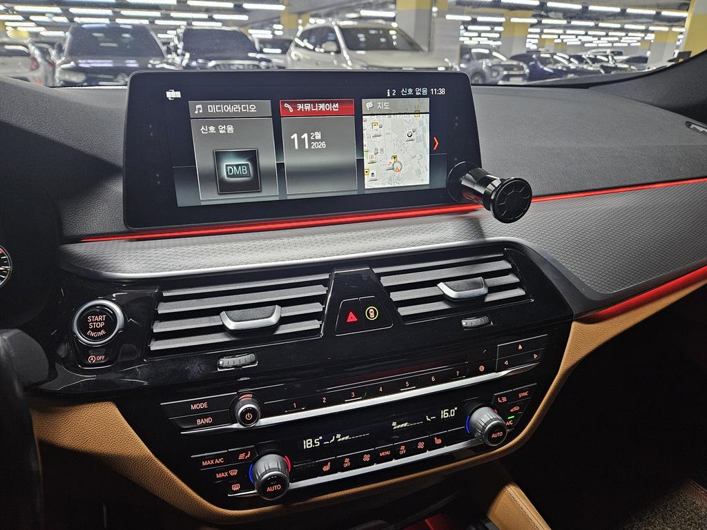 BMW 5 Series - Vista 11