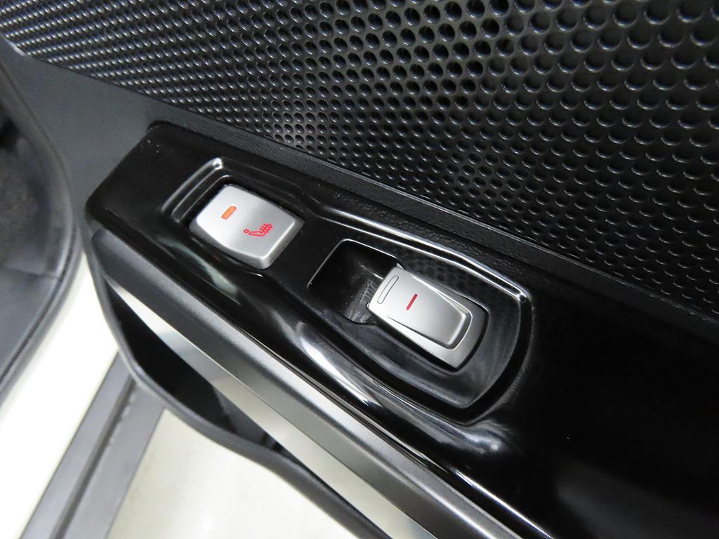 Ssangyong Tivoli 2016 Blanco - Importación desde Corea - HF Imports Iquique - Foto 16