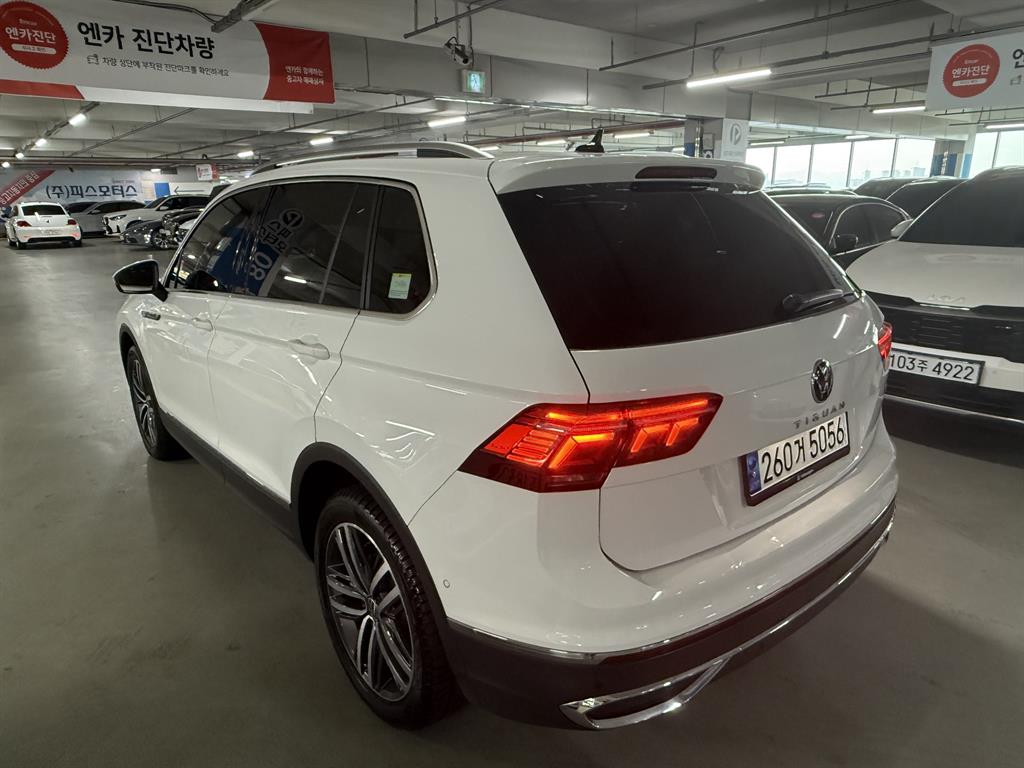 Volkswagen Tiguan - Vista 6