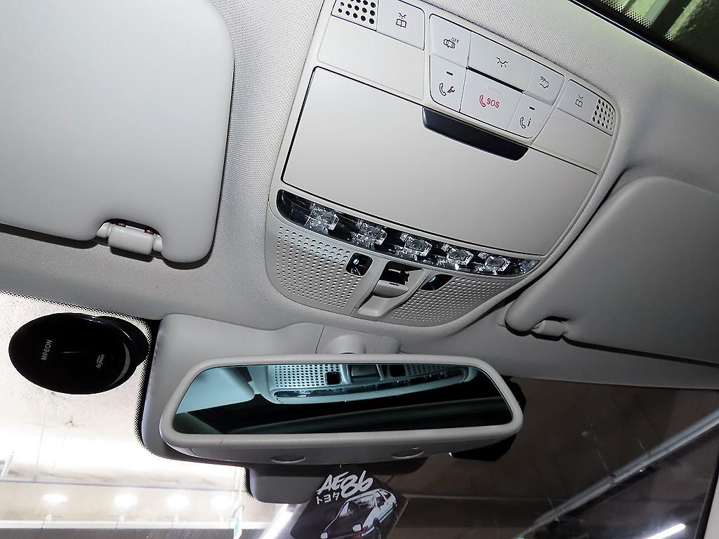 Mercedes Benz C Class 2018 Negro - Importación desde Corea - HF Imports Iquique - Foto 16