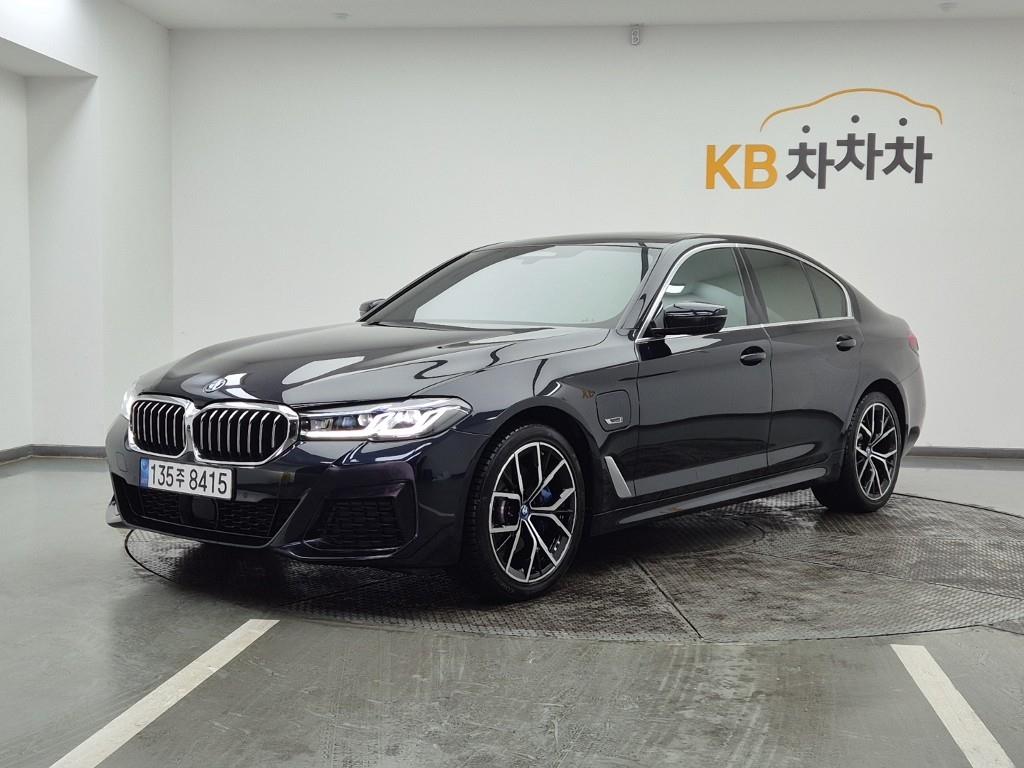 BMW 5 Series 2023 Negro - Importación desde Corea - HF Imports Iquique - Foto 1