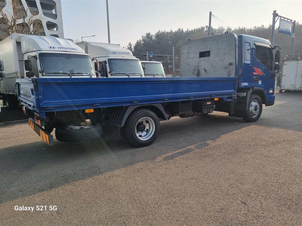 medium and large cargo Cargo - Vista 7