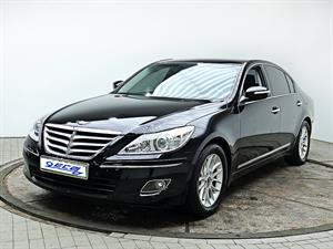 HYUNDAI Genesis - Vista 4