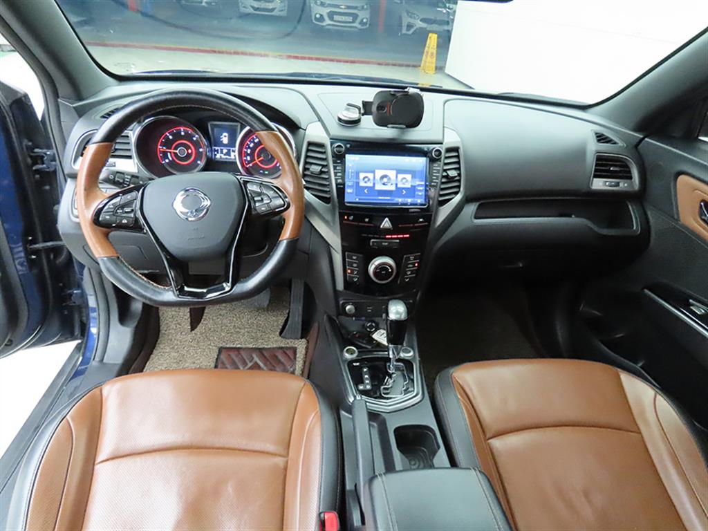 Ssangyong Tivoli - Vista 7