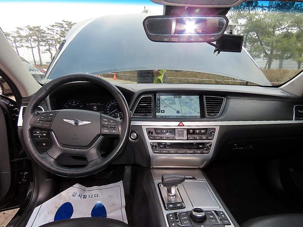 Genesis G80 - Vista 7