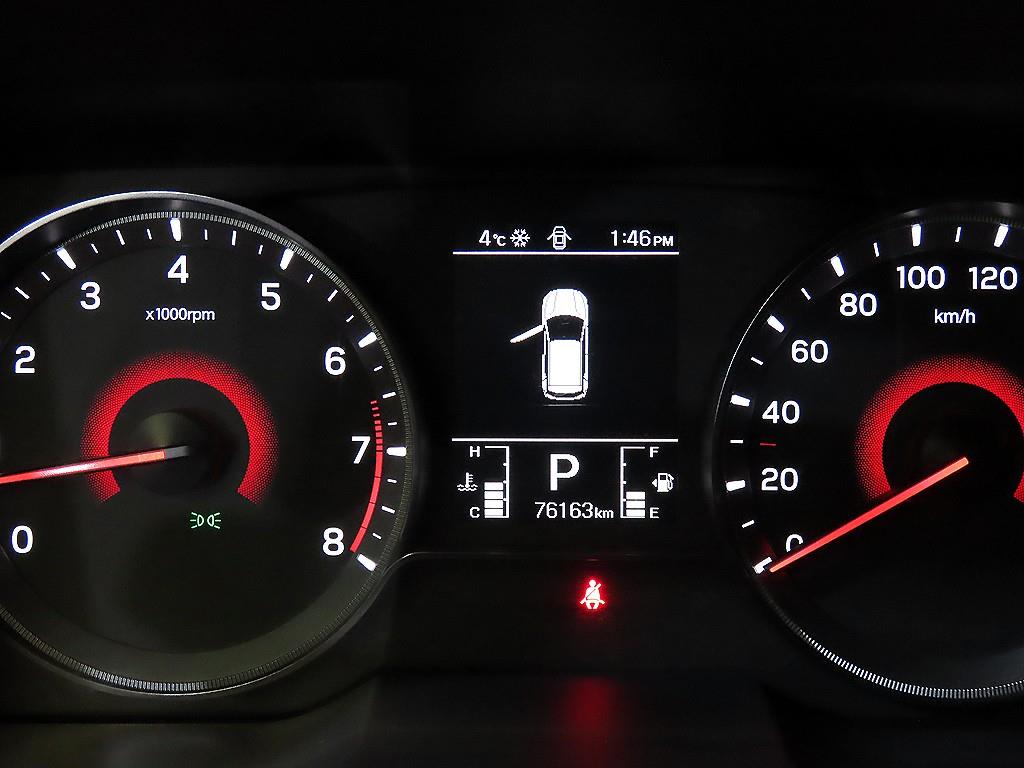 Ssangyong Tivoli - Vista 9