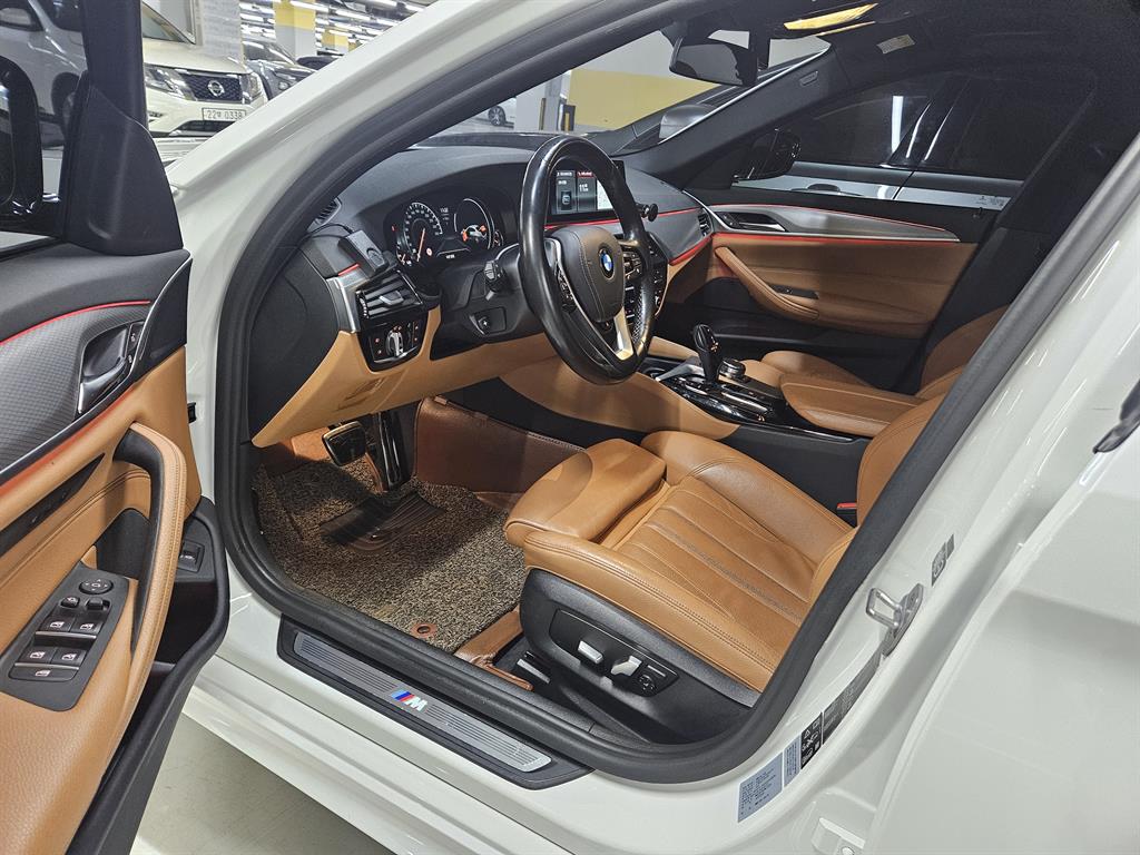 BMW 5 Series - Vista 7