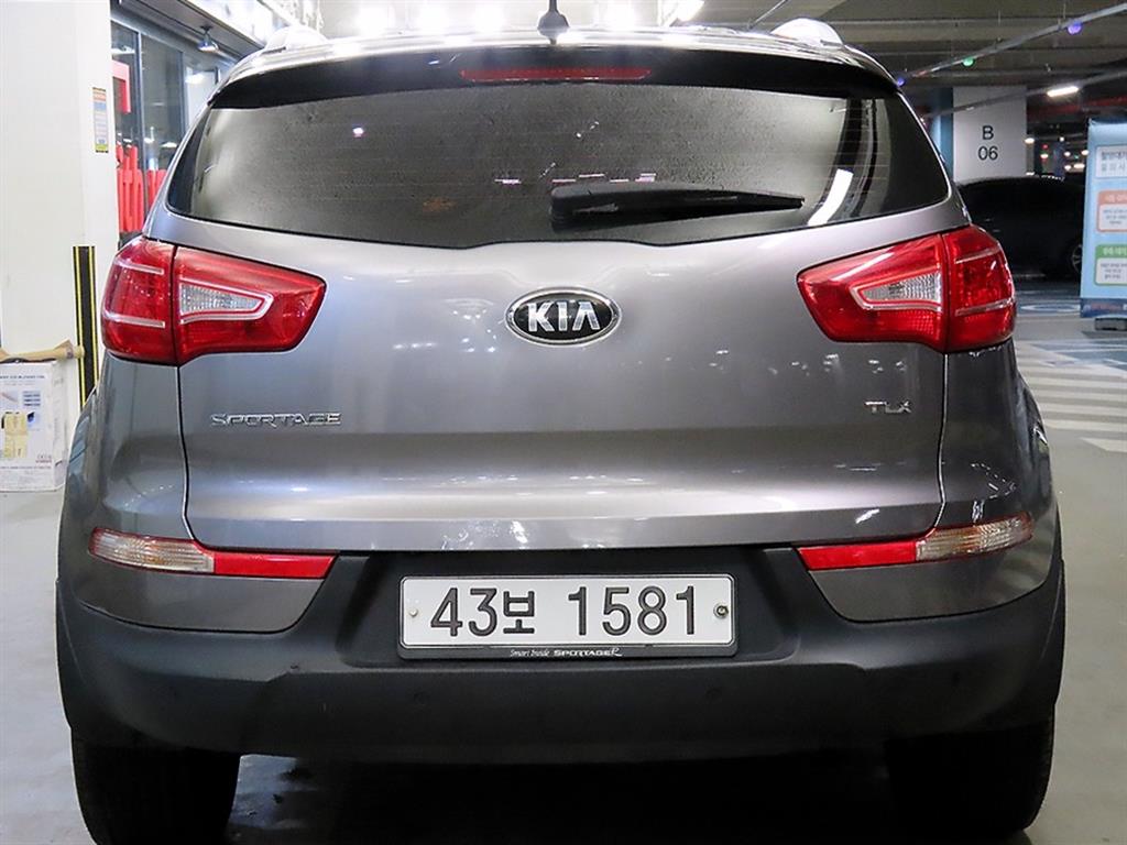 KIA Sportage - Vista 5