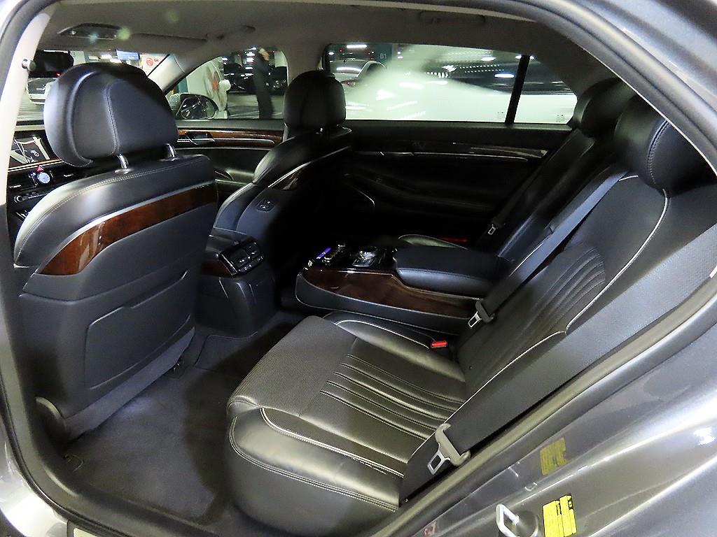 Genesis EQ900 - Vista 7