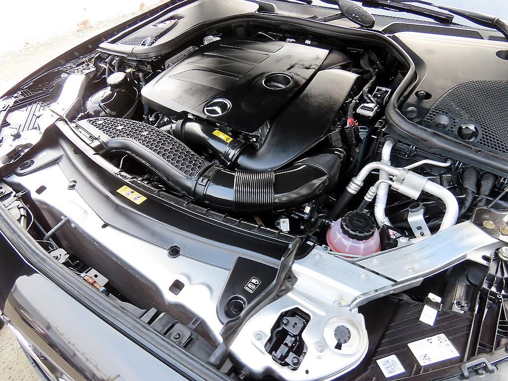 Mercedes Benz E class 2021 Negro - Importación desde Corea - HF Imports Iquique - Foto 19