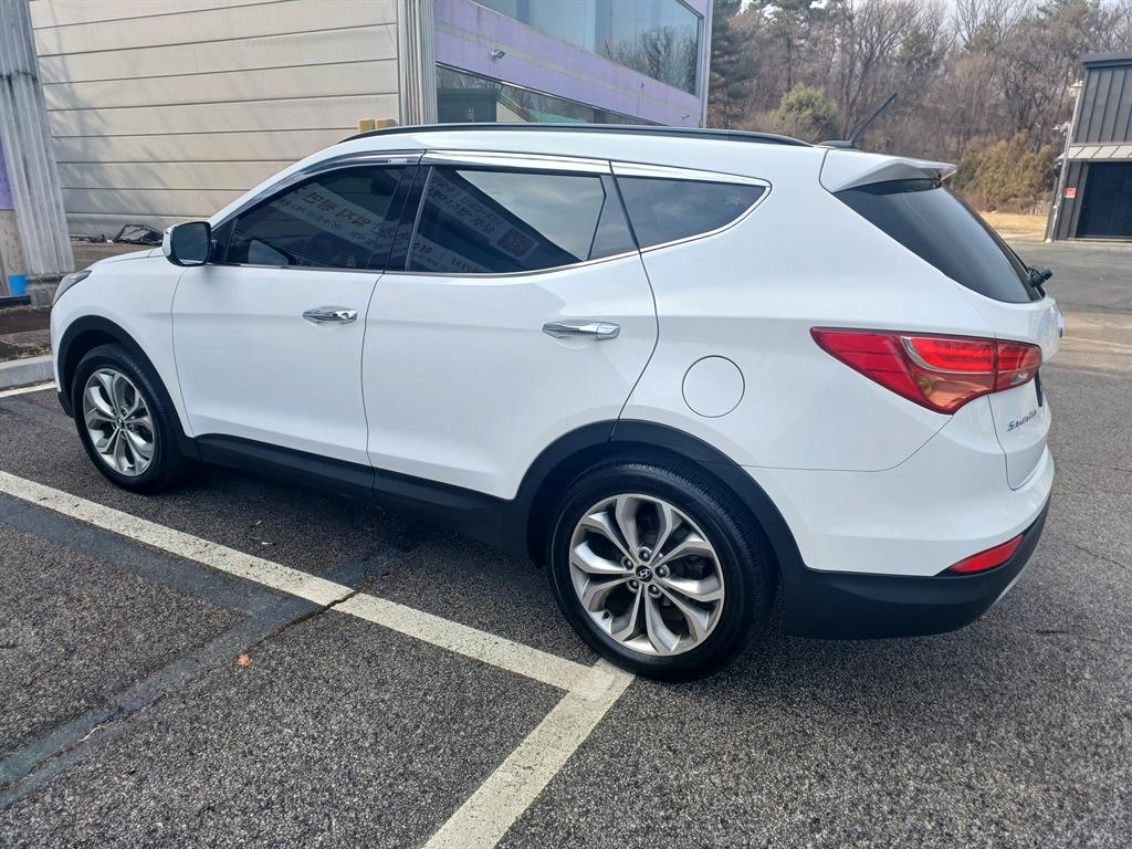 HYUNDAI Santa Fe - Vista 8