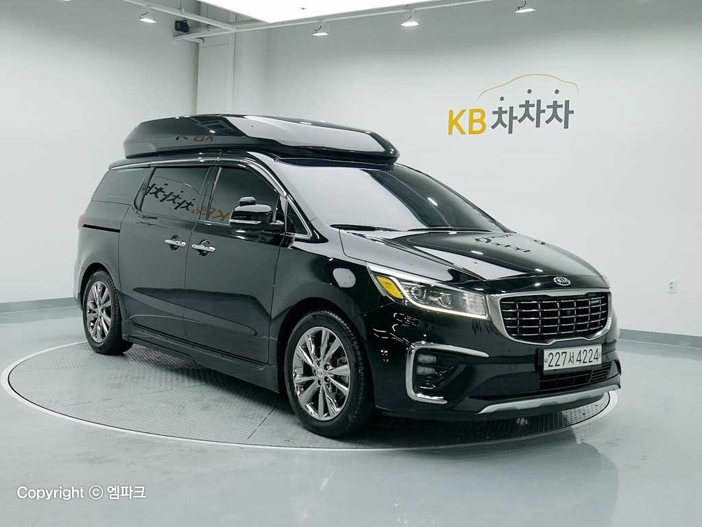 KIA Carnival - Vista 4