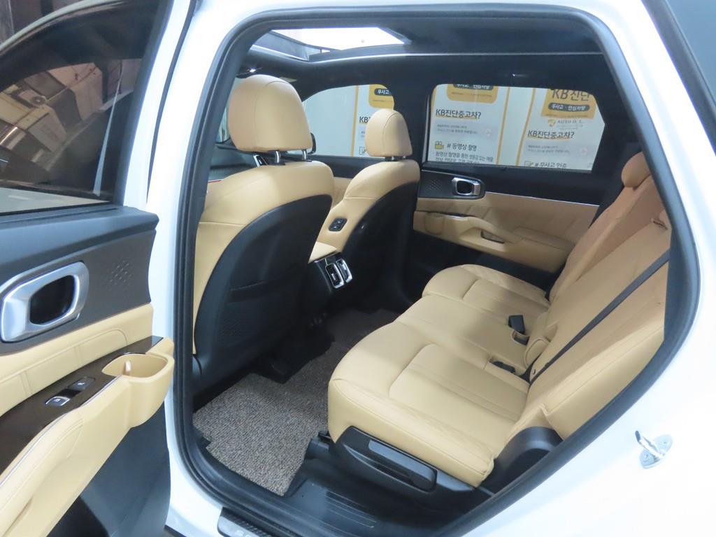 KIA Sorento - Vista 6