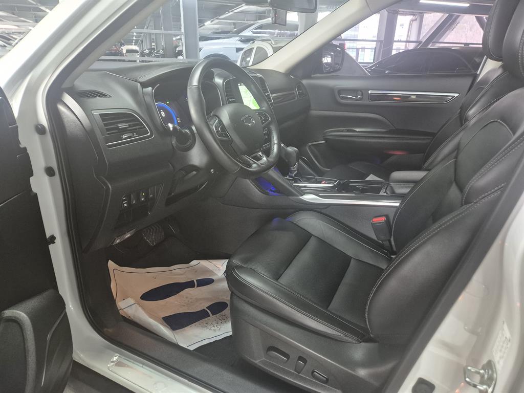 SAMSUNG QM6 - Vista 9