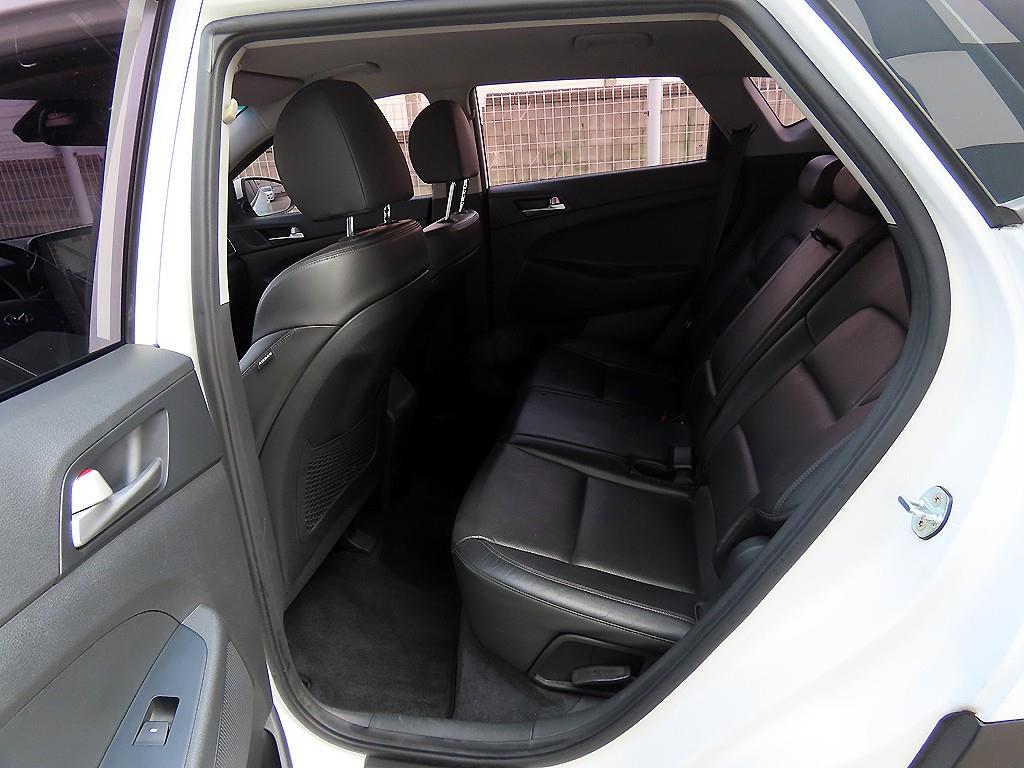 HYUNDAI Tucson - Vista 6