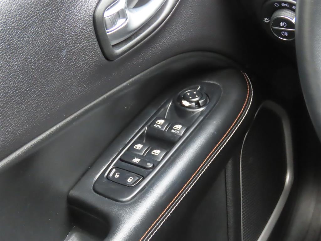 Jeep Compass 2018 Gris - Importación desde Corea - HF Imports Iquique - Foto 10