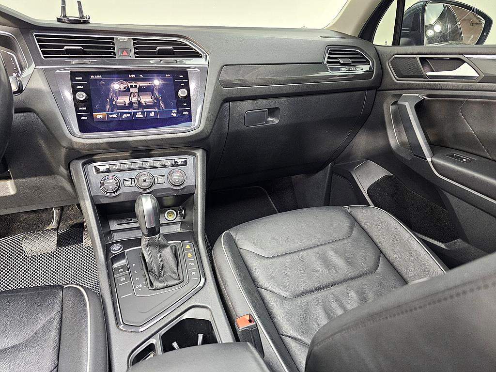 Volkswagen Tiguan - Vista 10