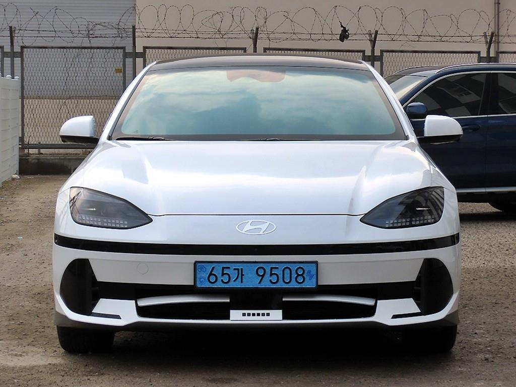 HYUNDAI Ioniq 6 2024 Blanco - Importación desde Corea - HF Imports Iquique - Foto 1