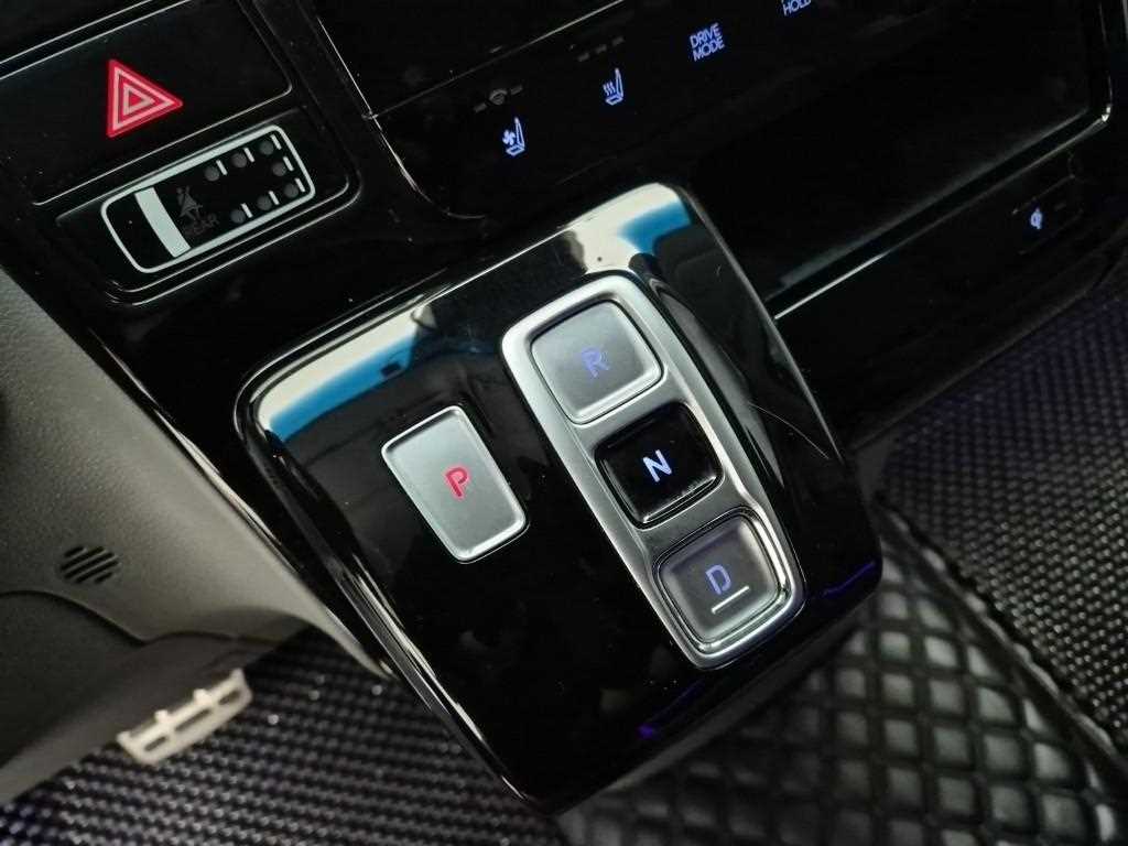 HYUNDAI Staria - Vista 8