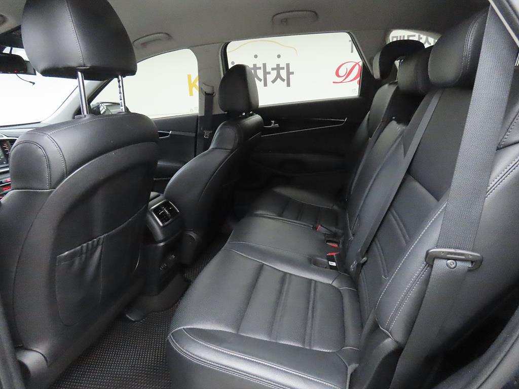 KIA Sorento - Vista 7