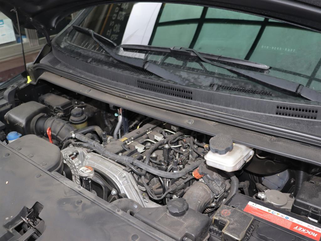 HYUNDAI Starex 2019 Negro - Importación desde Corea - HF Imports Iquique - Foto 8